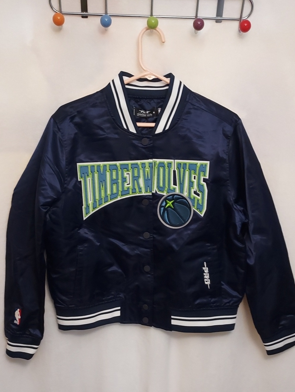 Pro Standard Timberwolves Bomber Jacket - Picture 2 of 16